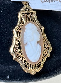 Antique 10k Yellow Gold Cameo, Lady's Portrait Pendant
