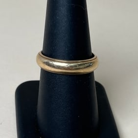 14k Yellow Gold Wedding Band Size 8.25