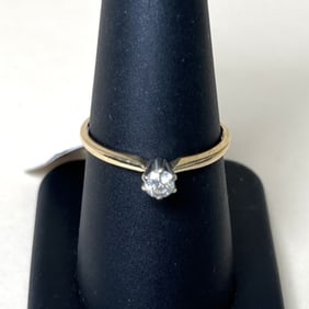 14k Solitaire Diamond Yellow Gold Ring Size 8.5