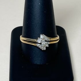 10k Yellow Gold and Diamond Cluster Ring Size 12.5