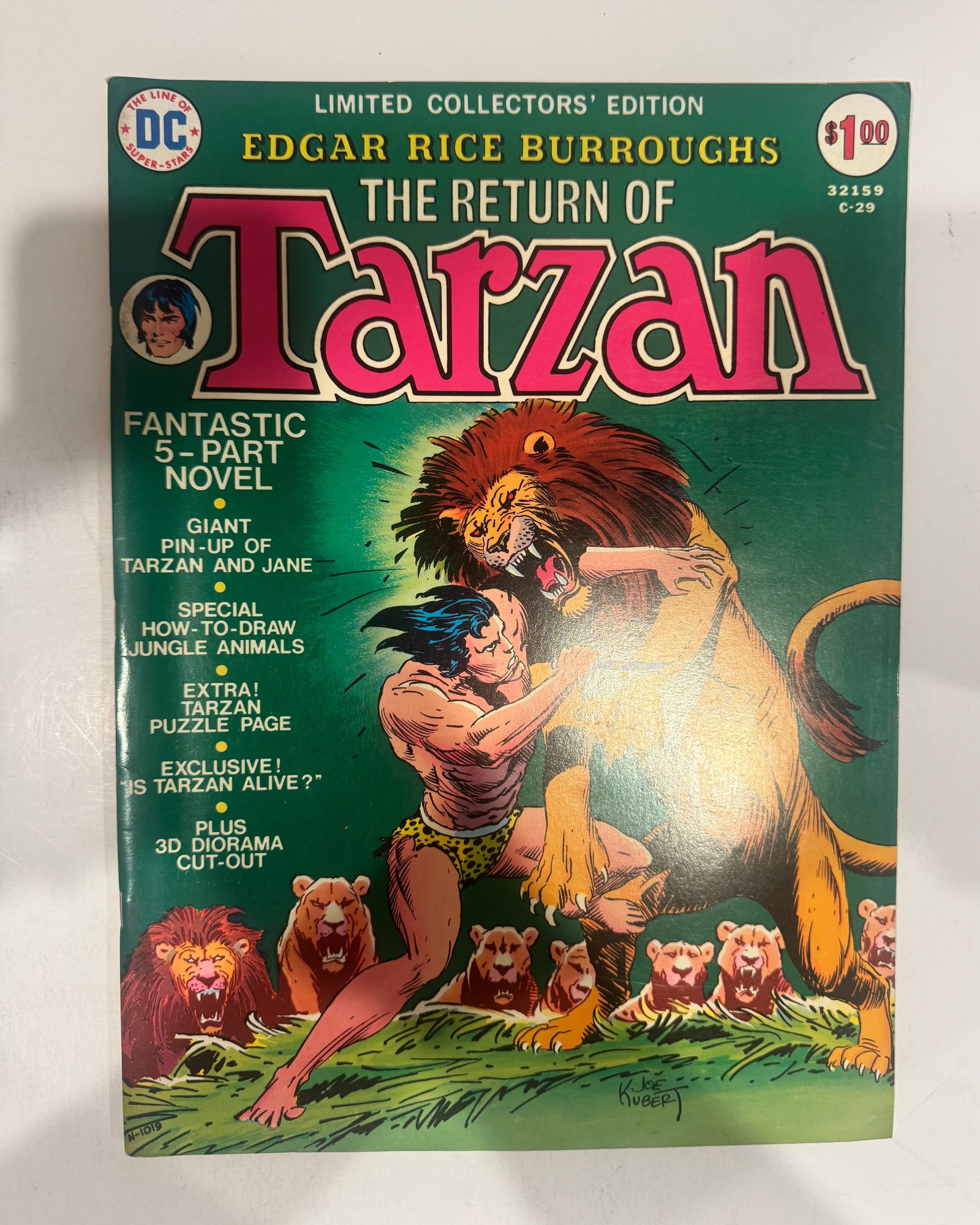Large Comics Book: Large Comics Book