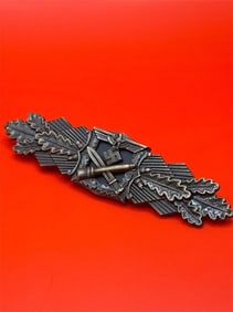 WWII German Gold Close Combat Clasp