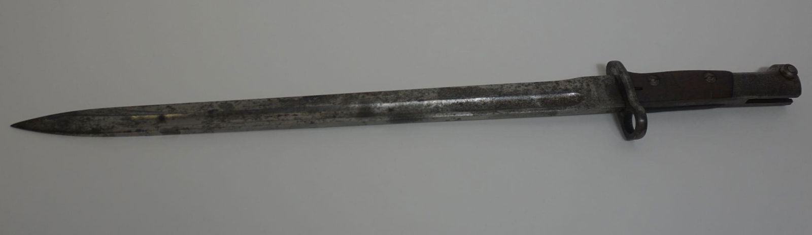 German WWII Simson & CO Suhl Bayonet (1 of 2)