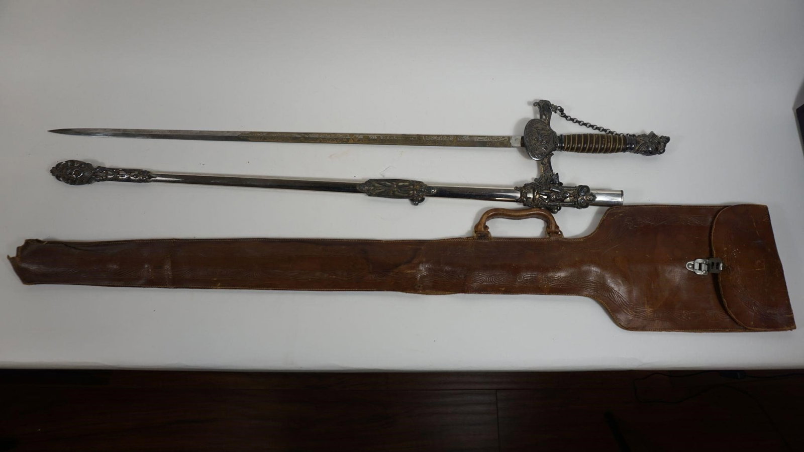 Antique Masonic Knights Templar Sword (1 of 8)