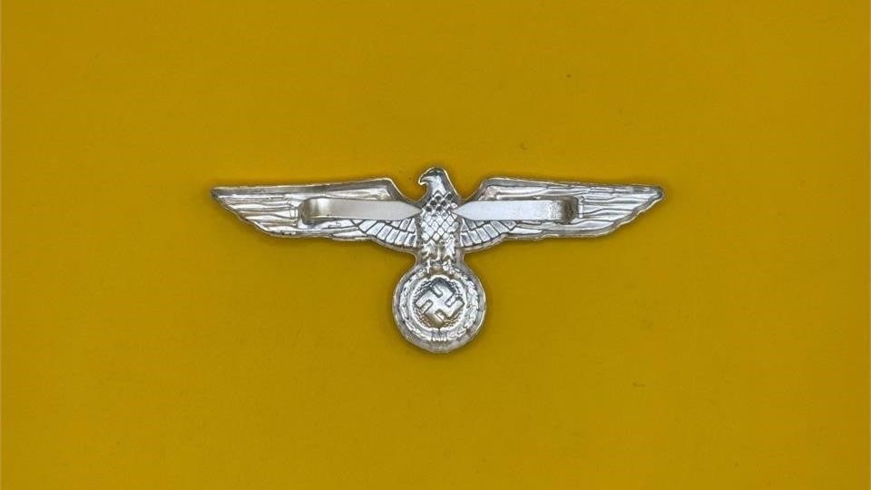 German Heer Visor Cap Eagle Insignia - 2