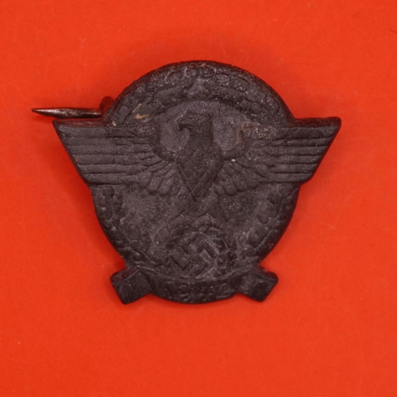 1942 German Police/Gendarmerie Membership Badge: Original 1942 German Police/Gendarmerie membership badge, metal construction with pinback, good condition, authentic period piece.