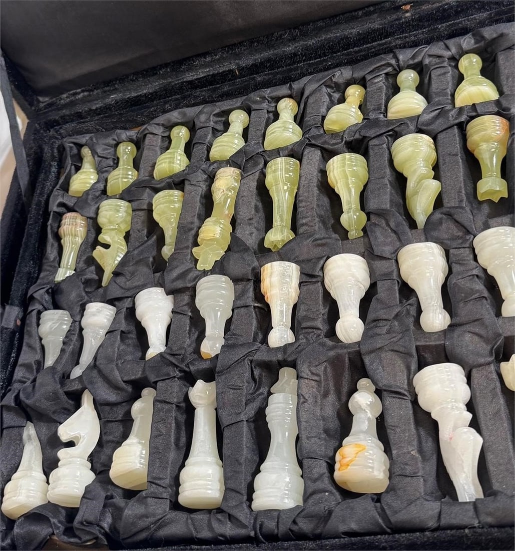 Onyx Chess Set - 5
