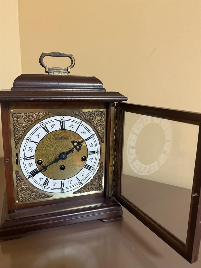Hamilton Vintage Mantel Clock - 2