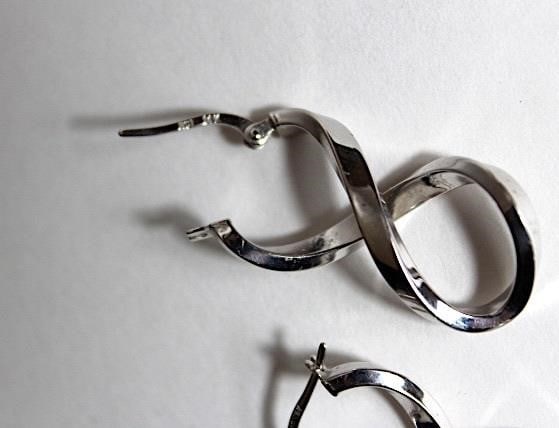 14K White Gold Earrings - 6