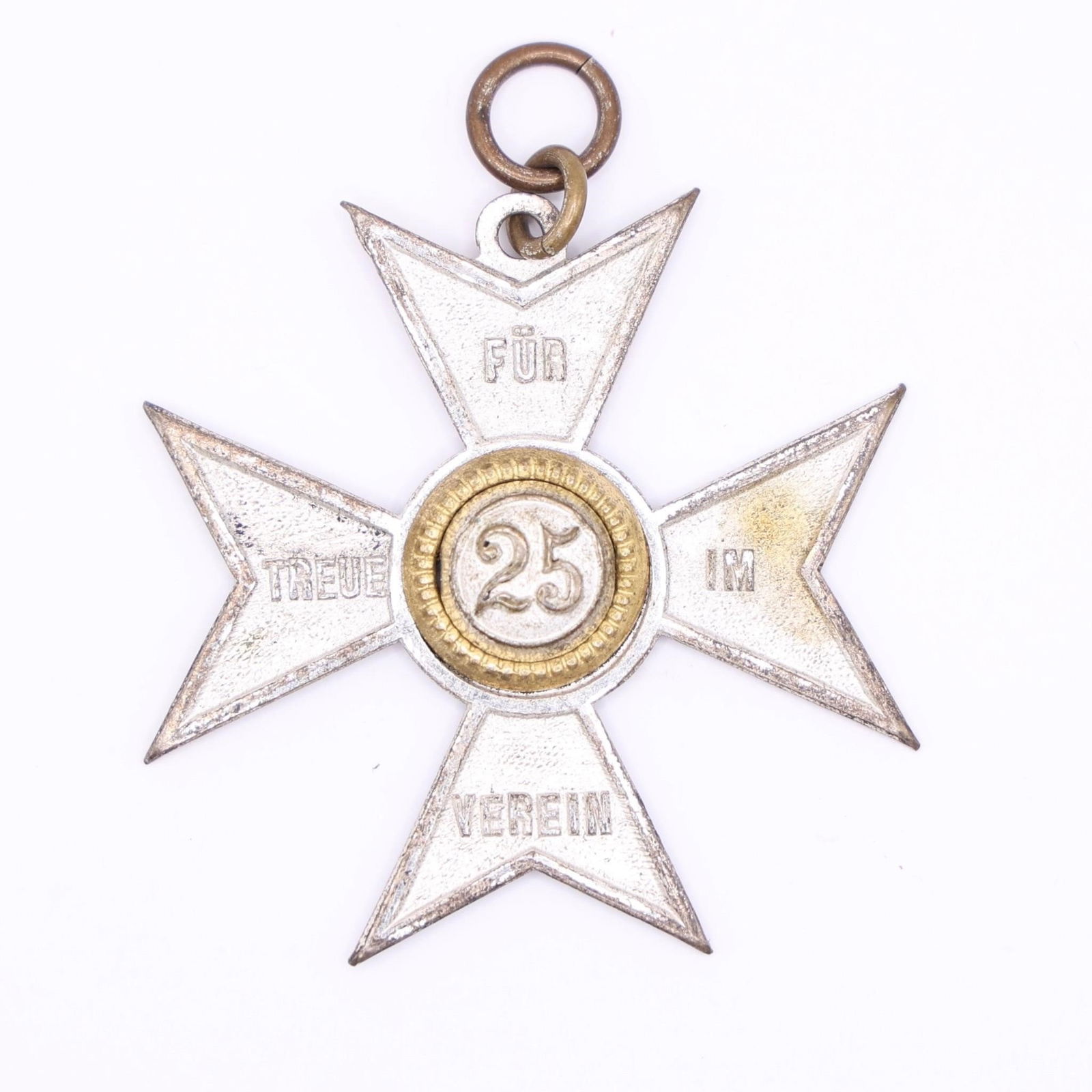 German Veterans Association 25 Year Cross: Original 1920s German Veterans Association 25-Year Service Cross, period construction, good condition, authentic veteran award.