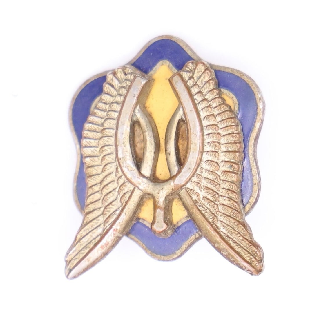 DUI of US Army's 17th Cavalry Regiment: This is the distinctive unit insignia (DUI) of the U.S. Army's 17th Cavalry Regiment. The winged spur is emblematic of cavalry and speed. The blue ribbon alludes to service with the American