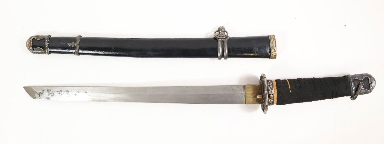 WWII Japanese Wakizashi Short Sword & Scabbard: WWII Japanese Wakizashi Short Sword & Scabbard