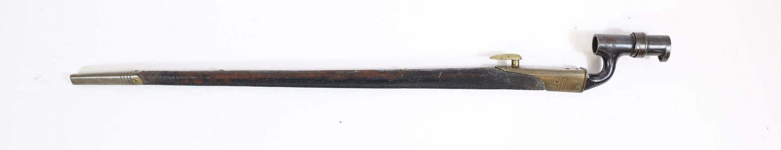 British Marked Triangular Socket Bayonet - 2