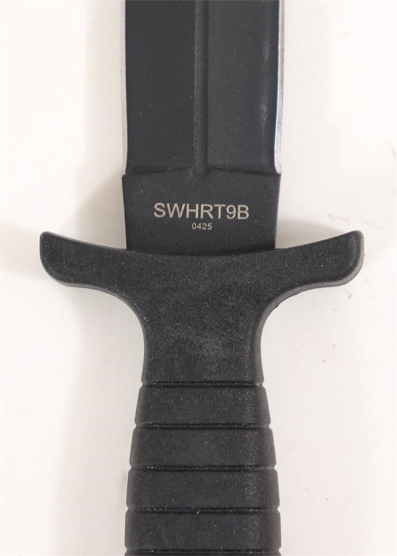 Smith & Wesson Swhrt9b Boot Black 9" Knife - 6