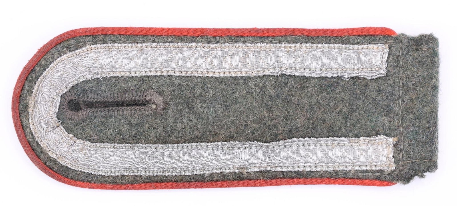 Heer Panzer Unteroffizier Shoulder Strap: WWII German Army (Heer) Panzer Unteroffizier shoulder strap in good condition with no moth damage. Well-preserved and fully authentic, this example is an impressive addition for collectors of Wehrmach