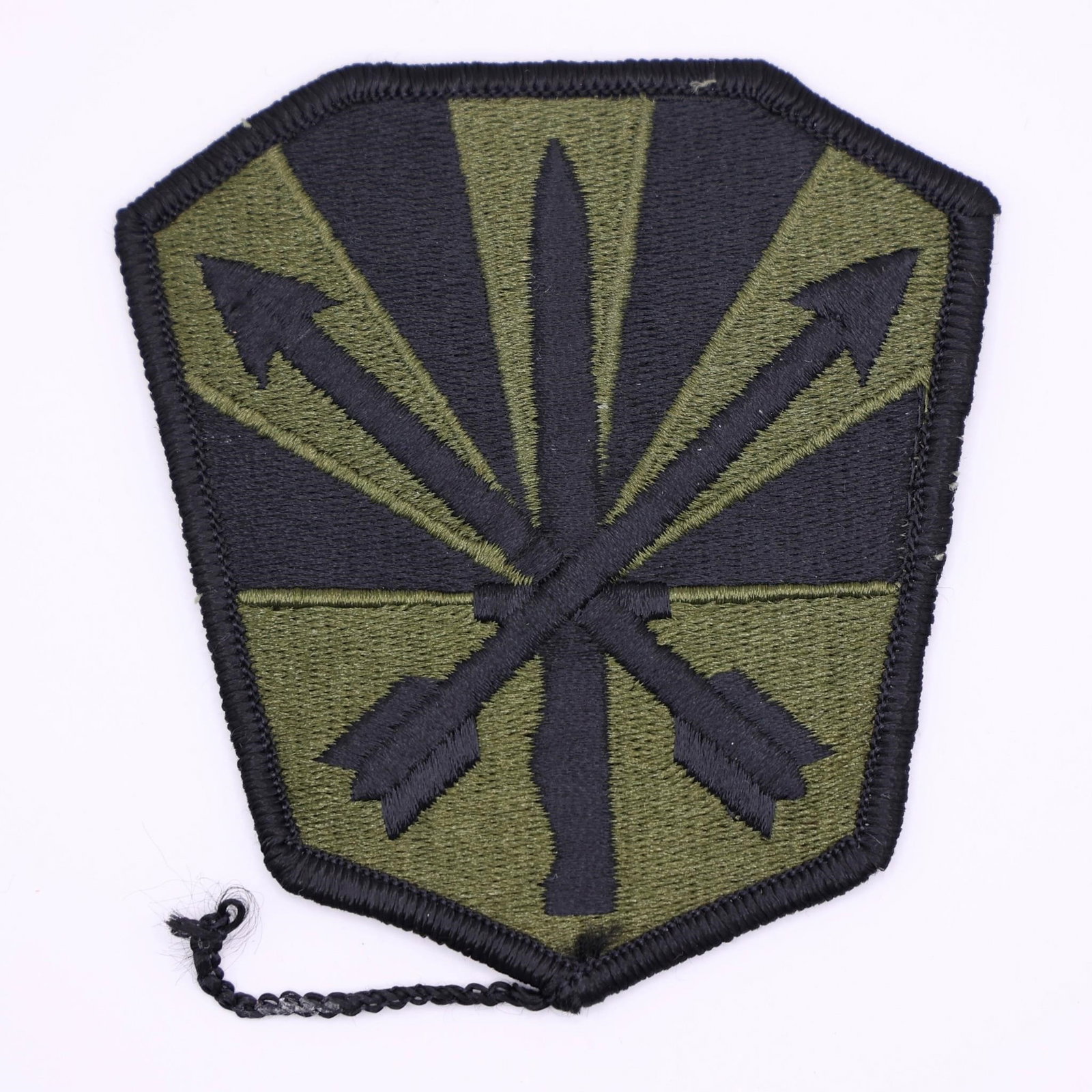 Arizona National Guard shoulder patch: Arizona National Guard shoulder sleeve insignia, or patch, for the Army's Operational Camouflage Pattern (OCP) uniform. The patch design incorporates elements of the Arizona state flag. The crossed ar