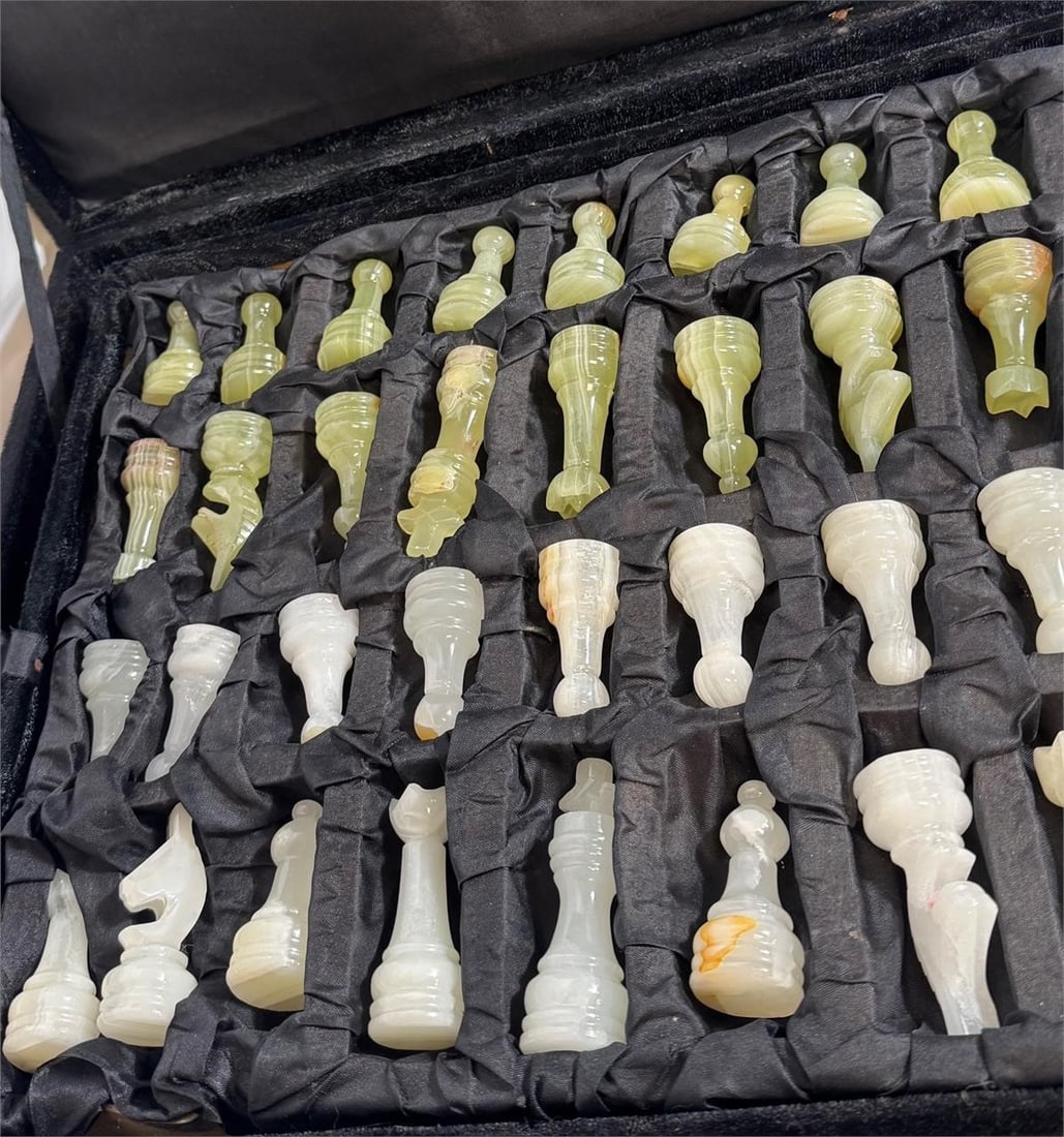 Onyx Chess Set - 5