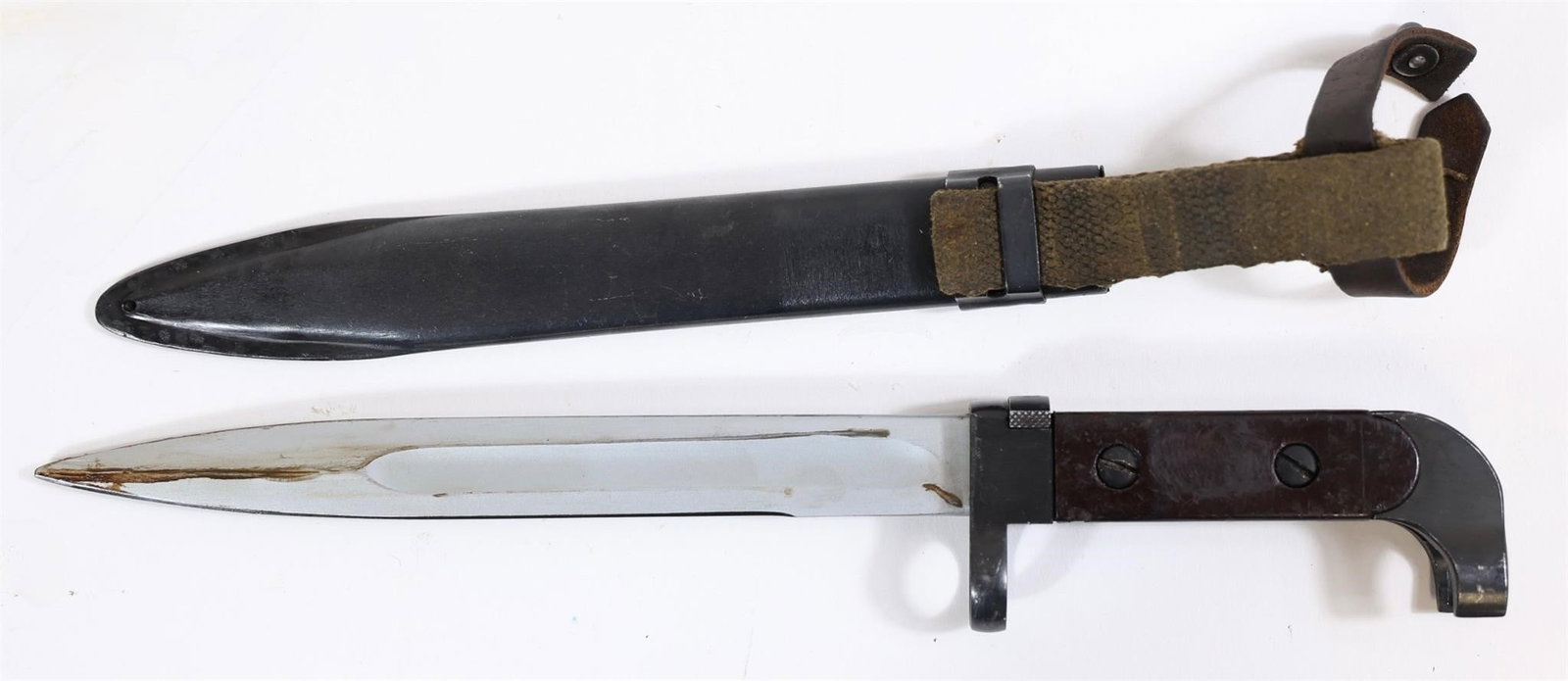 Czechoslovakia Military Bayonet w/ Scabbard (1 of 7)