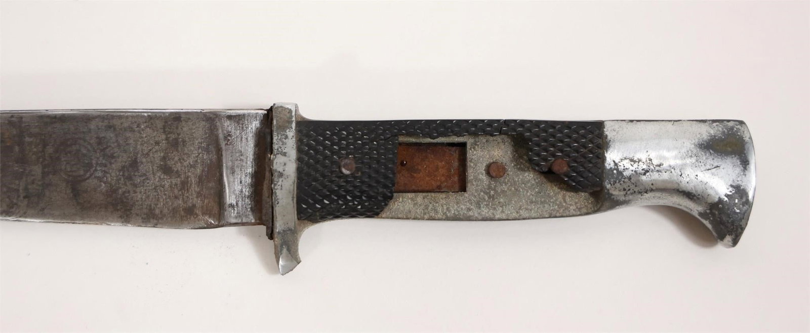 Early HJ Knife - 4