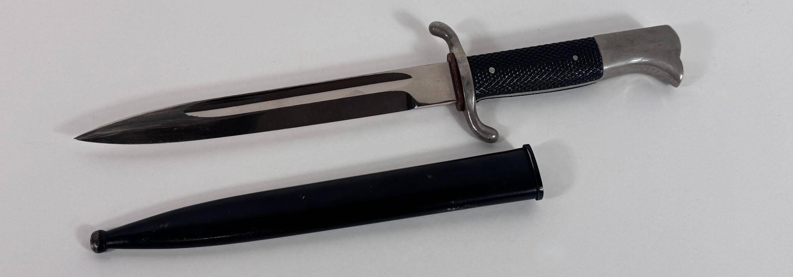 WWII German n/m Dress Bayonet with Scabbard (1 of 12)