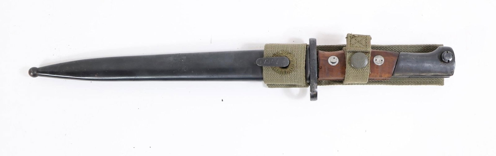 Yugoslavian M1948 Mauser Rifle Bayonet: Yugoslavian M1948 Mauser rifle bayonet with approximately 10-inch blade and 15-inch overall length, complete with matching scabbard and leather frog. Post-WWII military issue patterned after the Germa