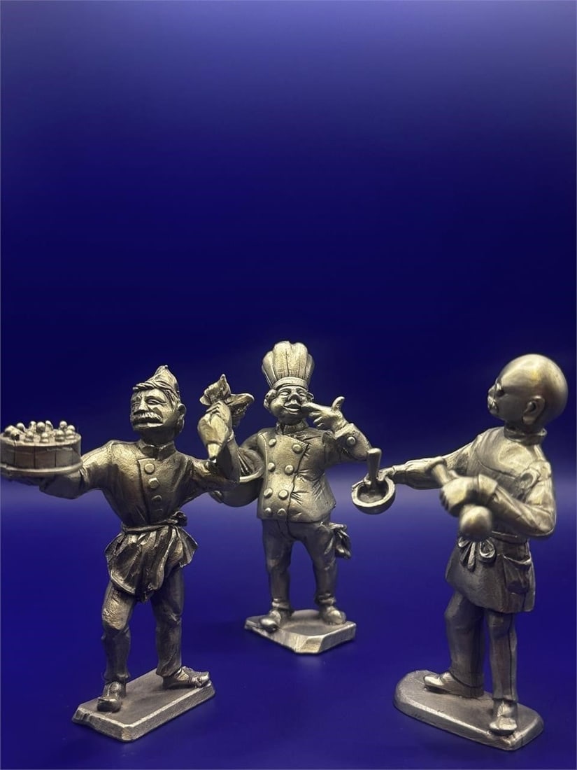 Vintage German Pewter Miniatures: 3 piece setVintage Pewter Sculptures.GermanApproximate height: 3in.