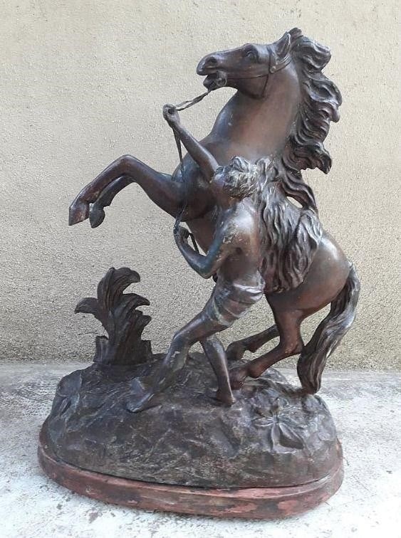 Marly horse, after Guillaume COUSTOU: Marly horse, after Guillaume COUSTOUWork in spelter with brown bronze patina in its original conditionEarly 20th centuryHeight: 45 cm - Length: 32 cm - Width 15 cmObjectMarly's