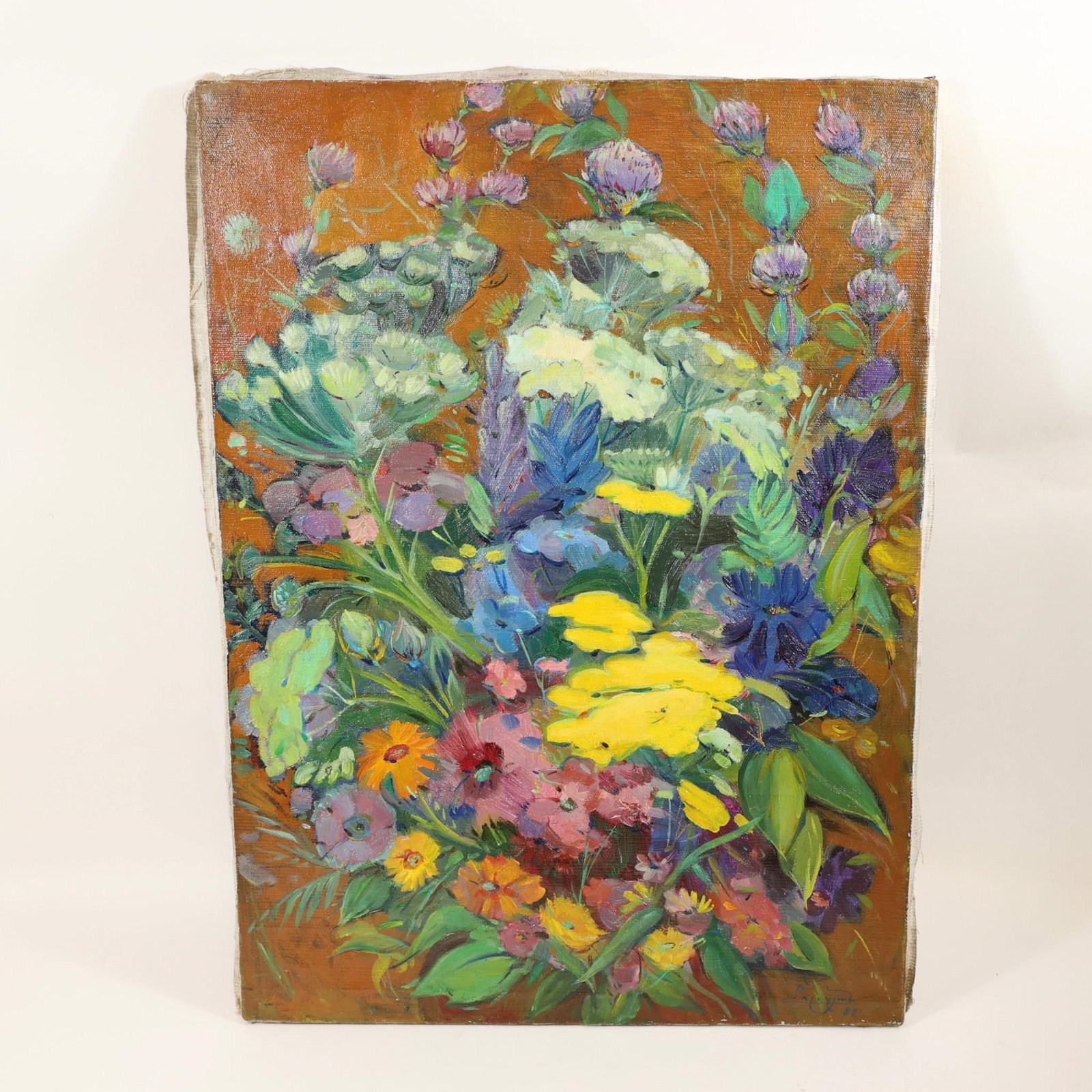 Babken Kolozyan Floral Still Life, 1982: Large original floral still life painting by Armenian artist Babken Kolozyan, dated 1982. The composition features a vibrant arrangement of colorful flowers rendered in expressive brushwork and rich h