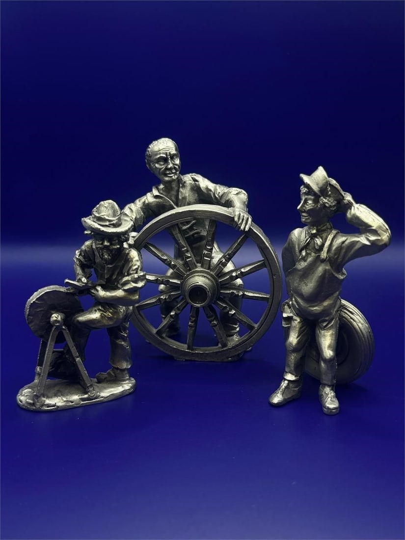 Vintage German Pewter Figures: 3 piece setVintage Pewter Sculptures.GermanApproximate height: 3in.