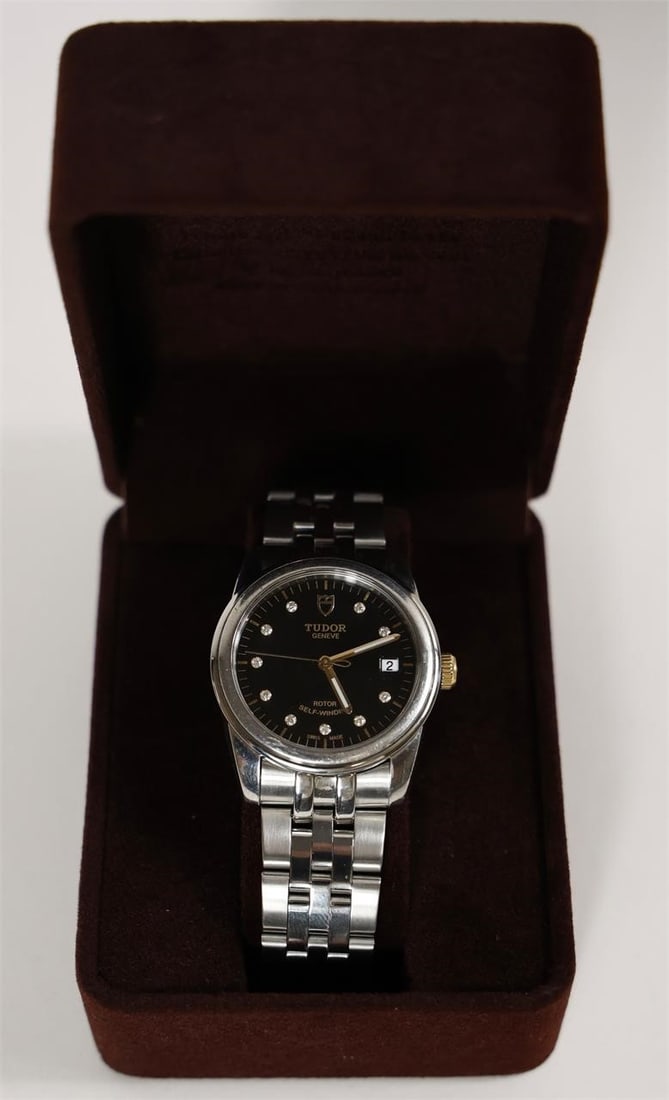 Tudor Astron Automatic Men's Watch (36mm): Tudor - Astron 55003-68053 - Men - 2010-2020Brand; TudorGender; MenModel; AstronReference Number - 55003-68053Period; 2010-2020Movement; AutomaticDial colour; BlackCase material; SteelCase diameter - 