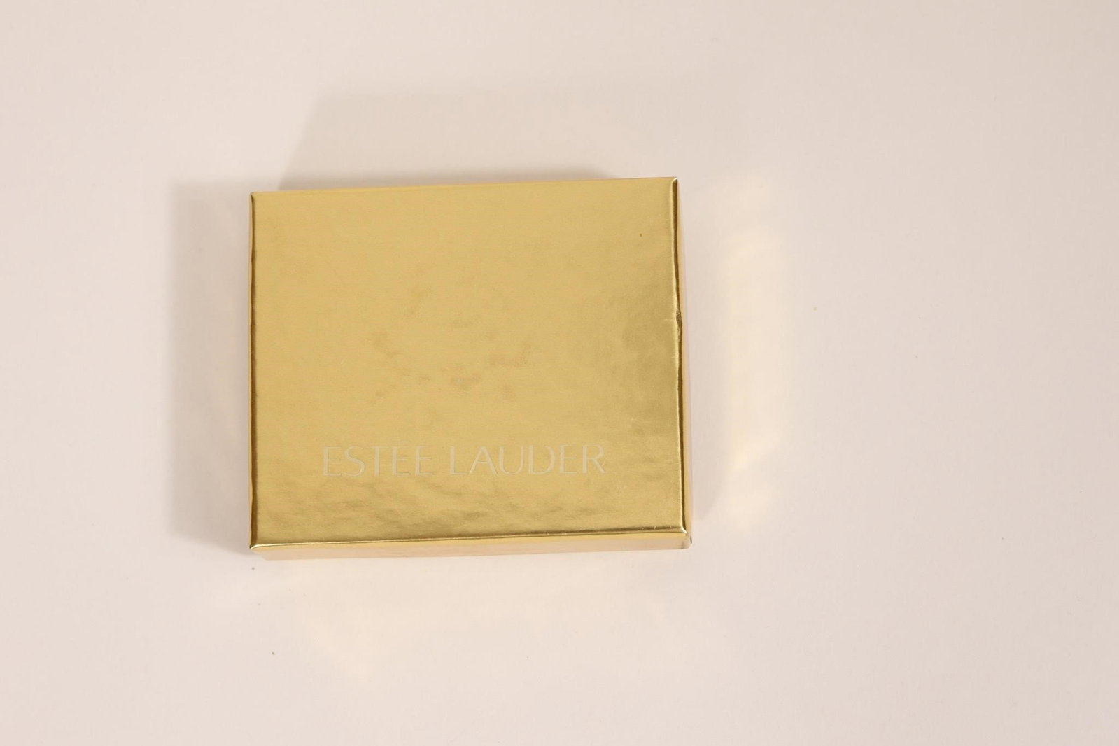 2001 Estée Lauder Lucky Ladybug Compact - 3