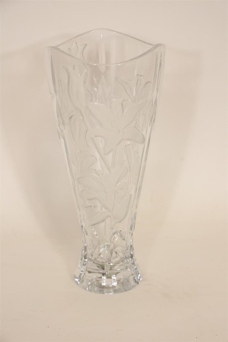 Gorham Tiger Lily Crystal Vase - 5
