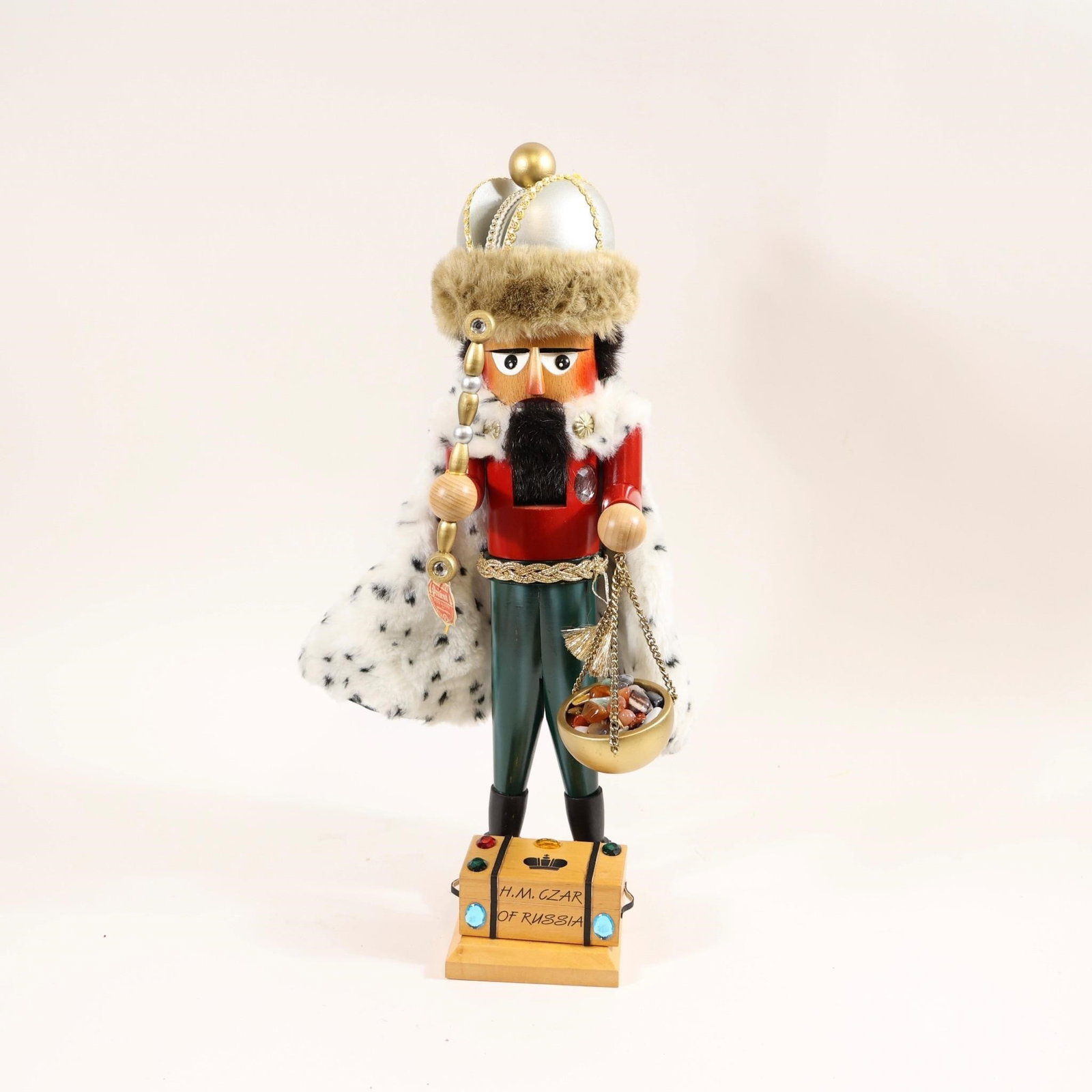Steinbach H.M. Czar of Russia Nutcracker (1 of 4)