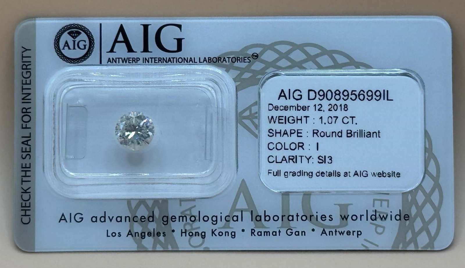 Natural Round Diamond 1.07ct: NATURAL WHITE DIAMONDAIG REPORT NUMBER: D90895699ILShape and Cutting Style Round BrilliantMeasurements 6.59 - 6.64 x 3.98 mmCarat Weight 1.07 CaratColor Grade IClarity Grade SI3Cut Grade Very Good