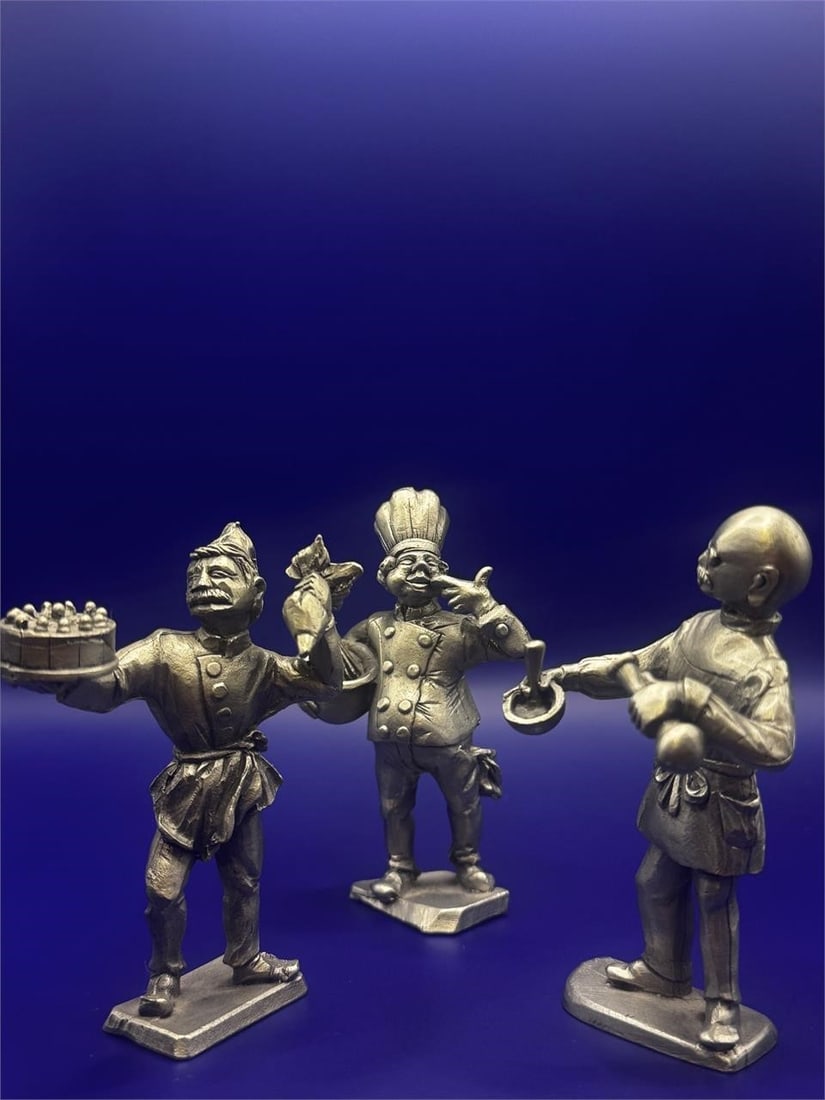 Vintage German Pewter Miniatures: 3 piece setVintage Pewter Sculptures.GermanApproximate height: 3in.