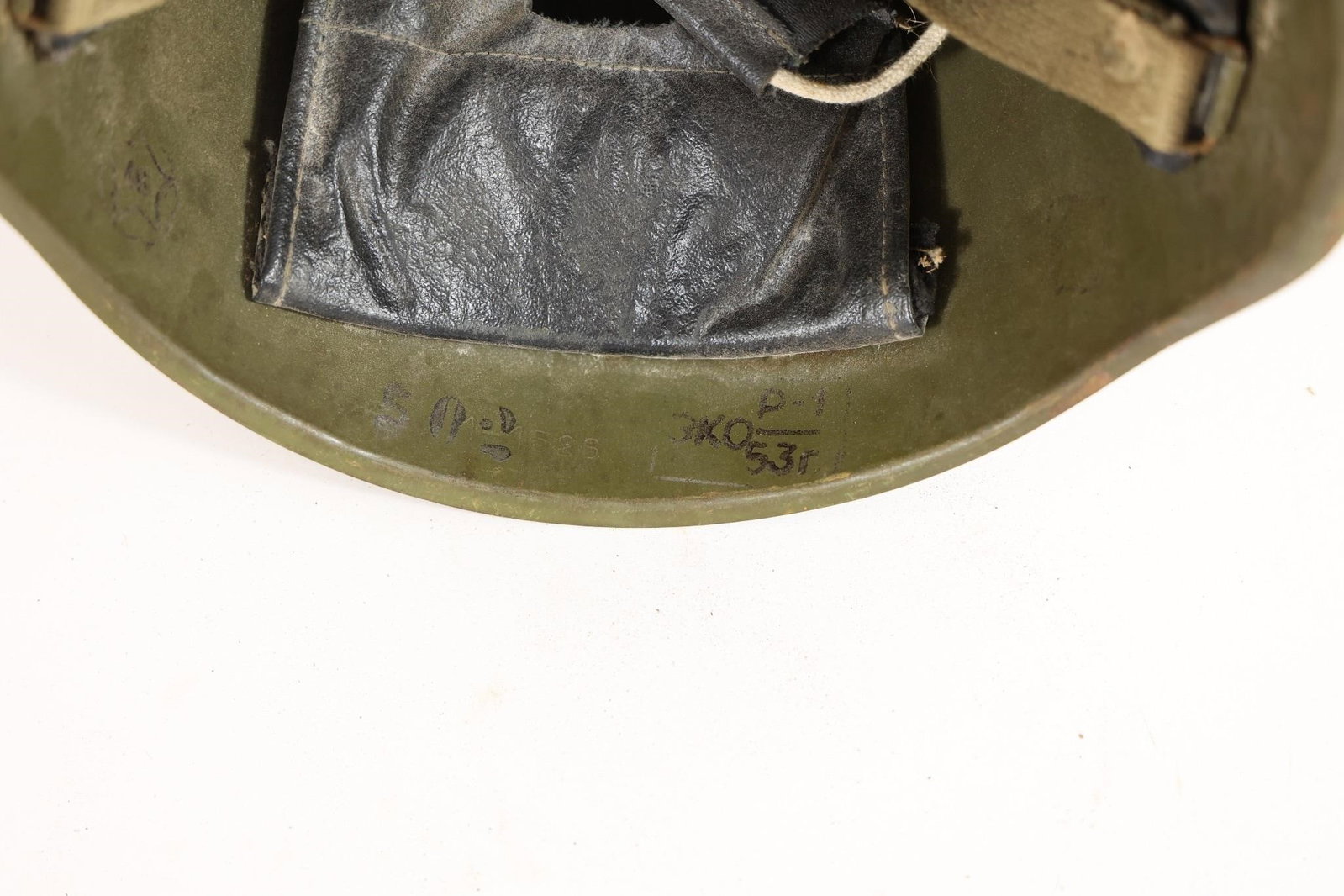 1948 Soviet SSh-40 Helmet - 4
