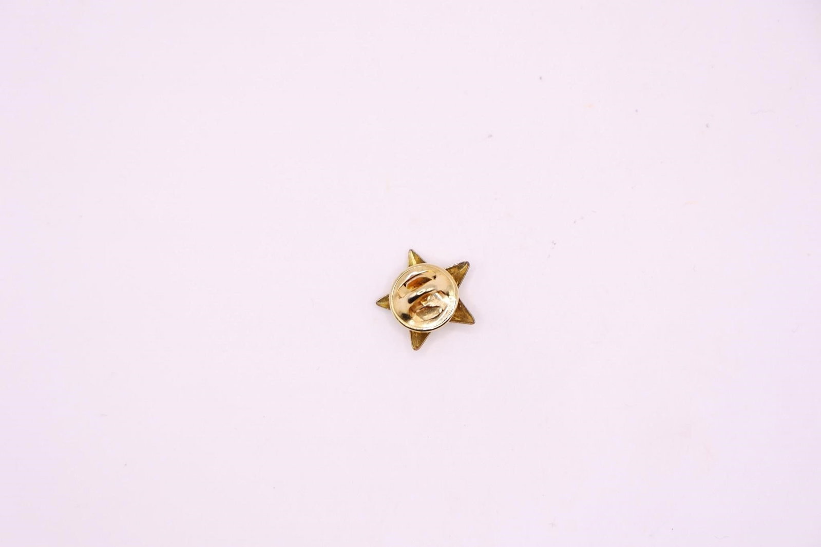 Gold-Tone, Three-Dimensional Star Lapel Pin - 2