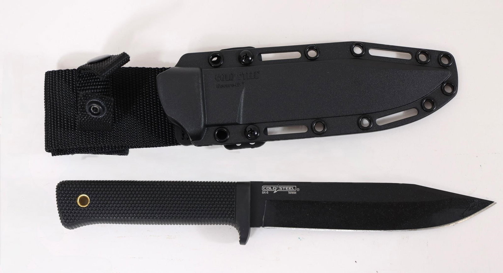 Cold Steel Srk Sk-5 6" Fixed Blade Knife: This Cold Steel Srk (sk-5) Knife Delivers Rugged Durability And Extreme Performance, Designed For Survival, Rescue, And Tactical Applications. Featuring A 6-inch Sk-5 Fixed Steel Blade With A Black