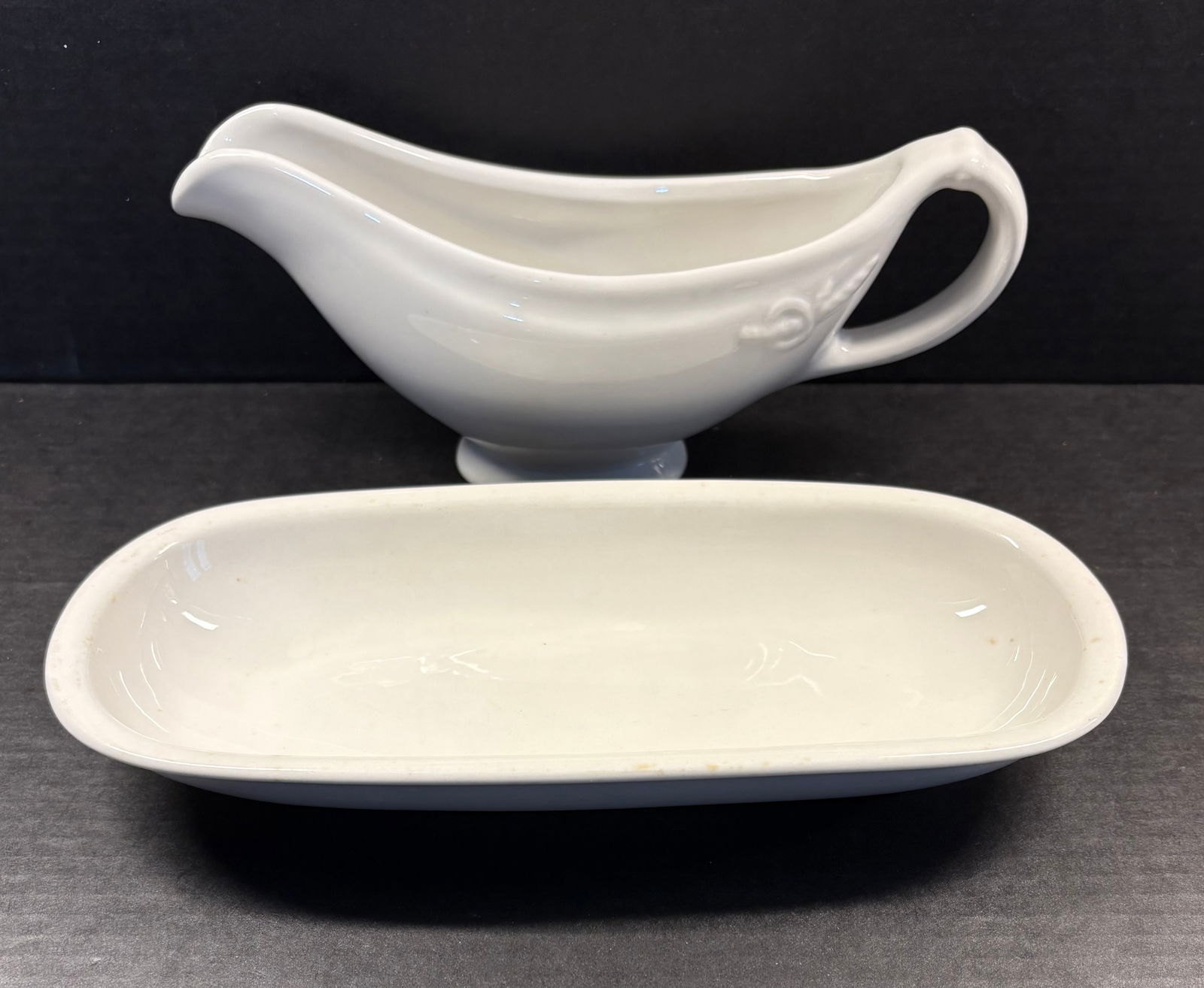 Vintage Early MCM White Ironstone Gravy Boat & Serving Tray (1 of 5)