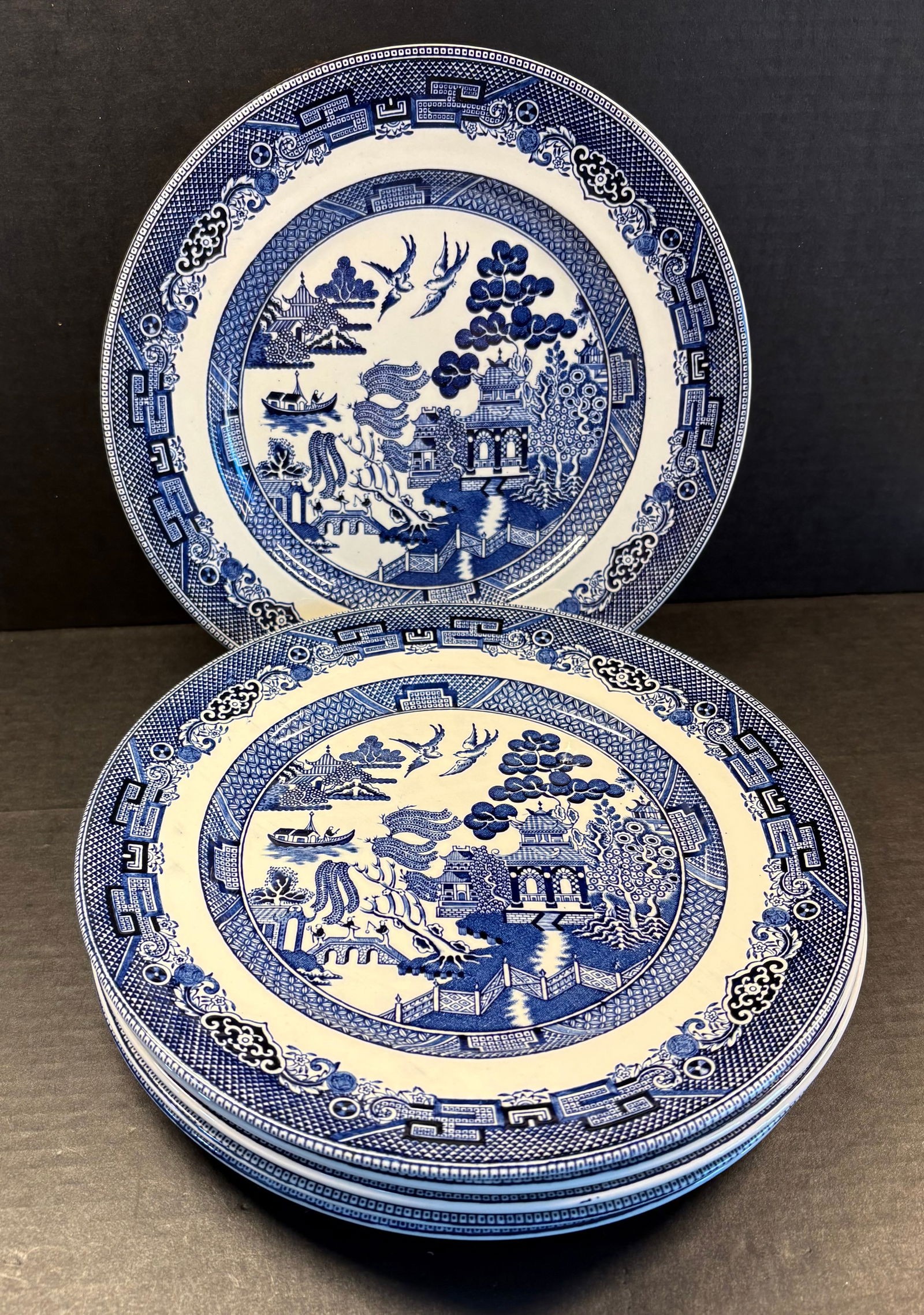 Vtg (ca. 1960s) 6-Piece Johnson Brothers Ironstone Dinner Plates - Blue Willow Pattern (1 of 3)