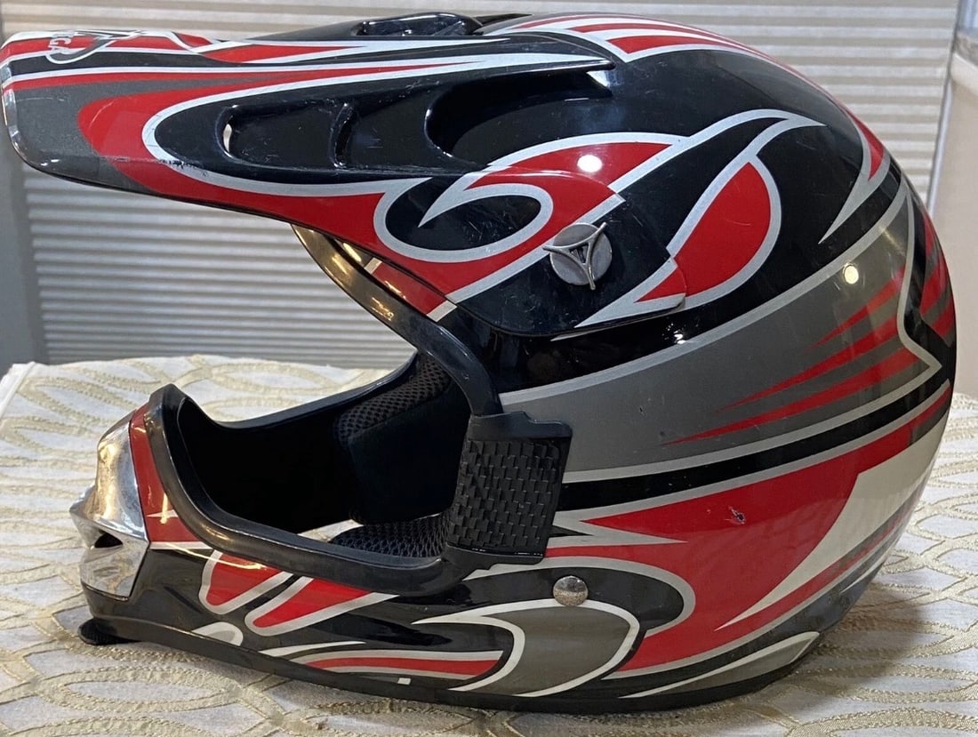 Off-Road/Motocross Helmet (Size Large) - Brand Vega (1 of 10)