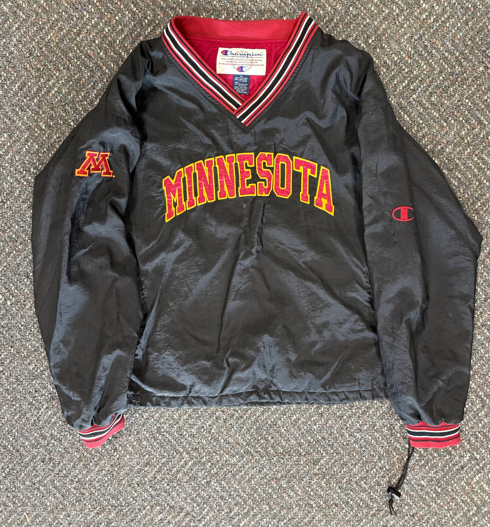 Vintage (1990s) Minnesota Golden Gophers Pullover Windbreaker/Warm-Up Jacket (1 of 4)