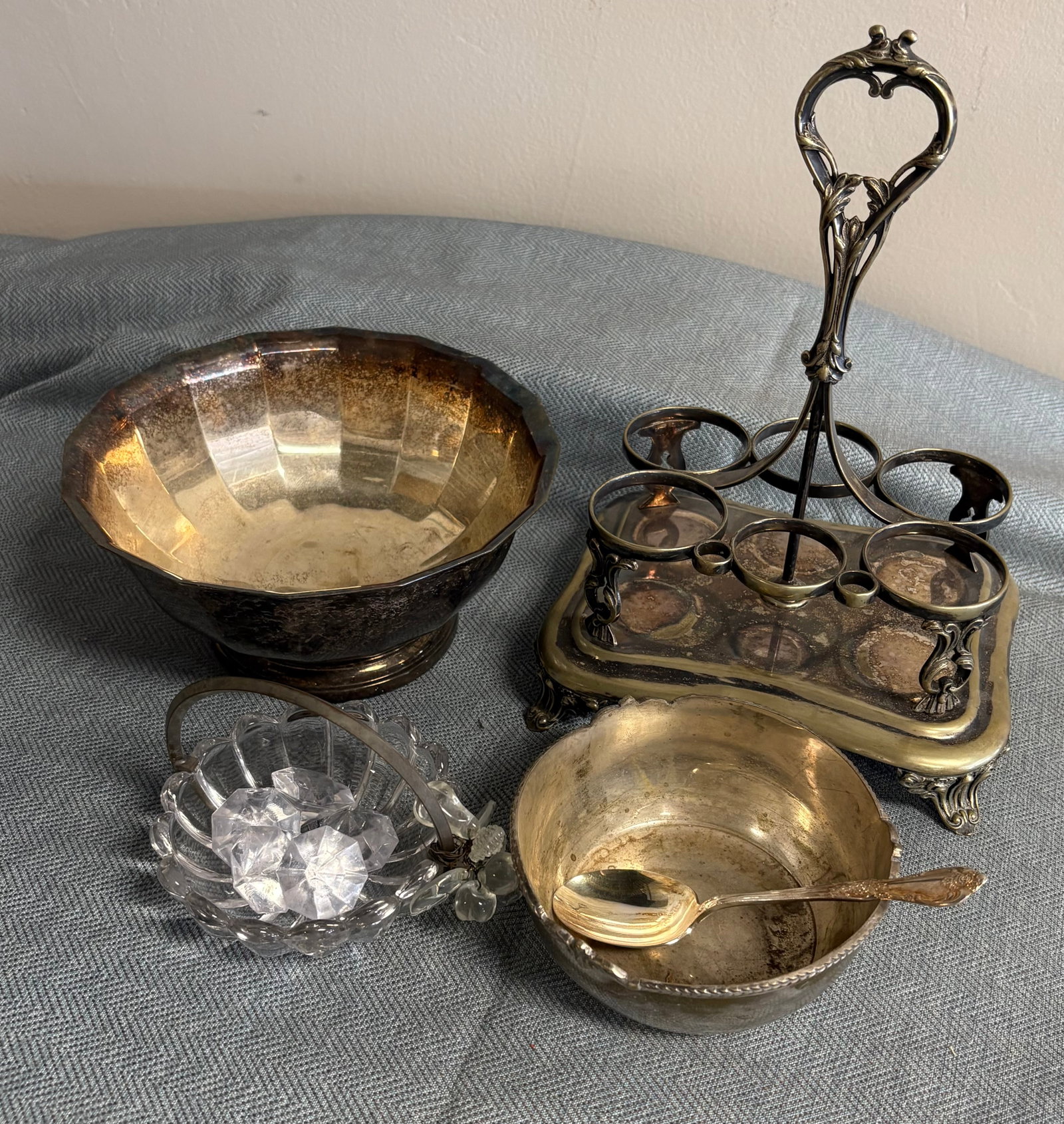 Antique/Vintage 5-Piece Collection of Silver-Plated Serving Pieces: This is a collection of antique/vintage silver-plated serving pieces, primarily used for formal dining or tea service. 1). Egg Caddy - Victorian (late 19th century, early 20th century) silver plated e