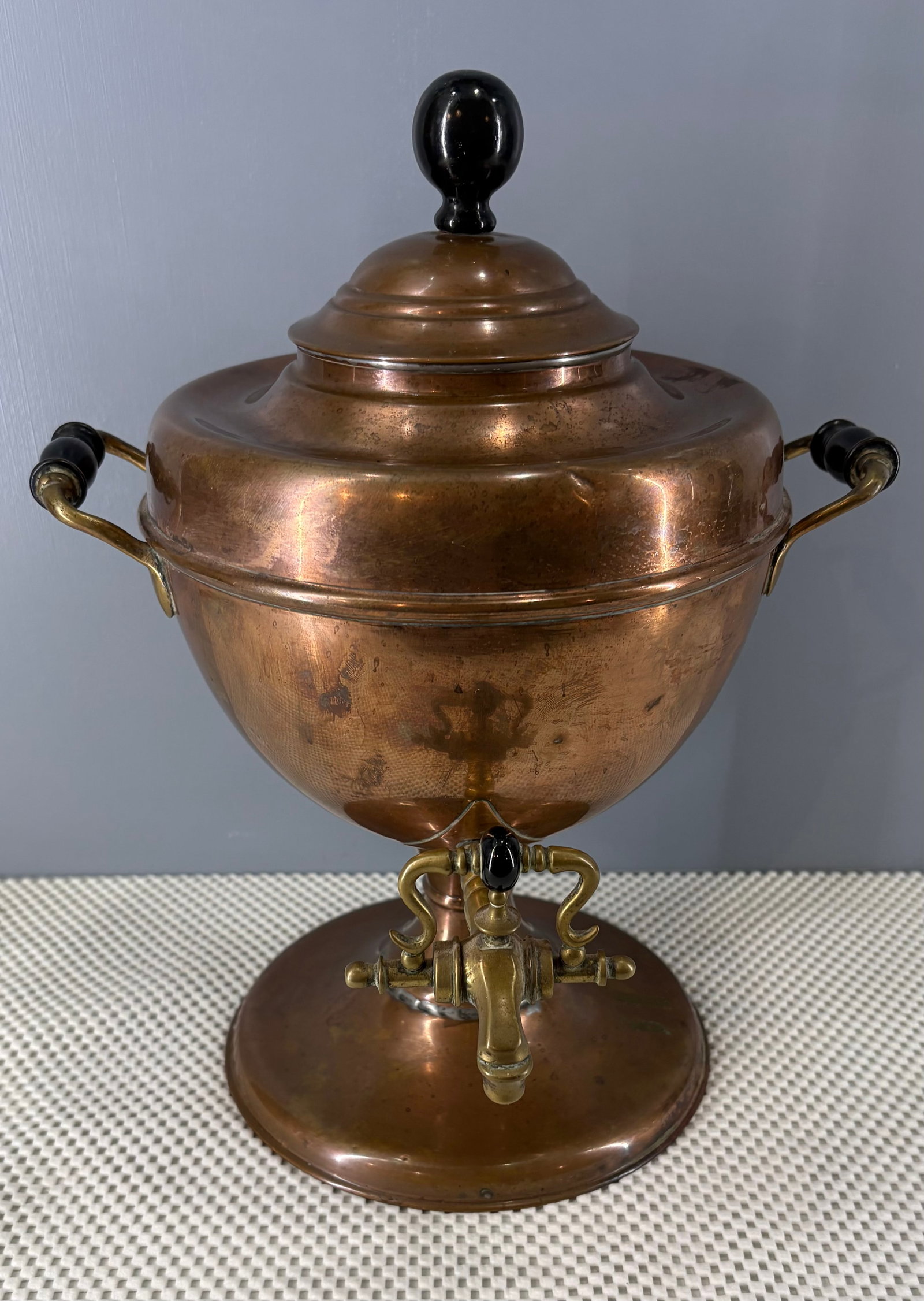 Antique (ca.1880s/1890s) British Copper Samovar (Hot Water Tea Urn) (1 of 5)
