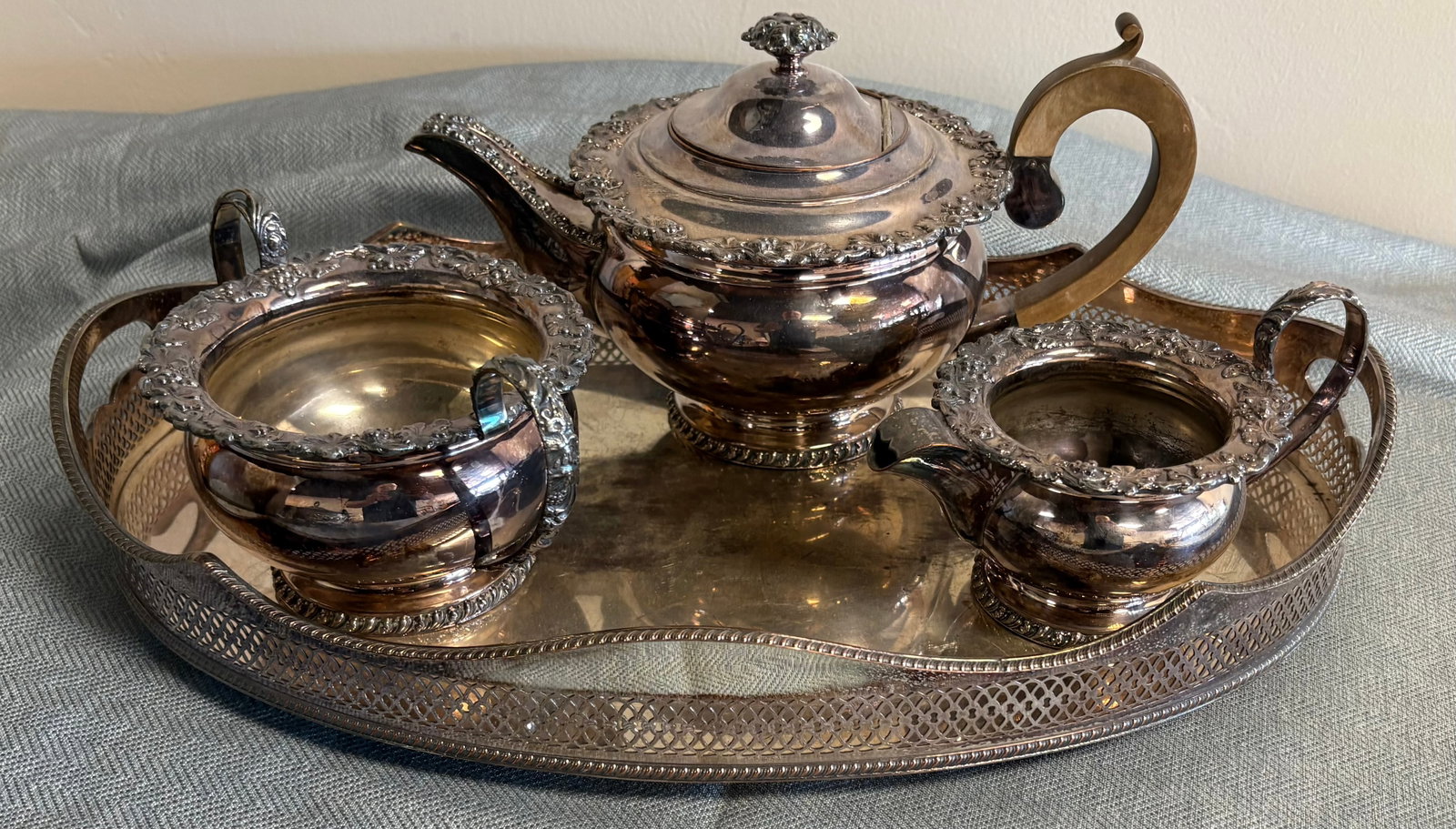 Antique Silver-Plated 4-Piece Tea & Coffee Service Set (1 of 10)
