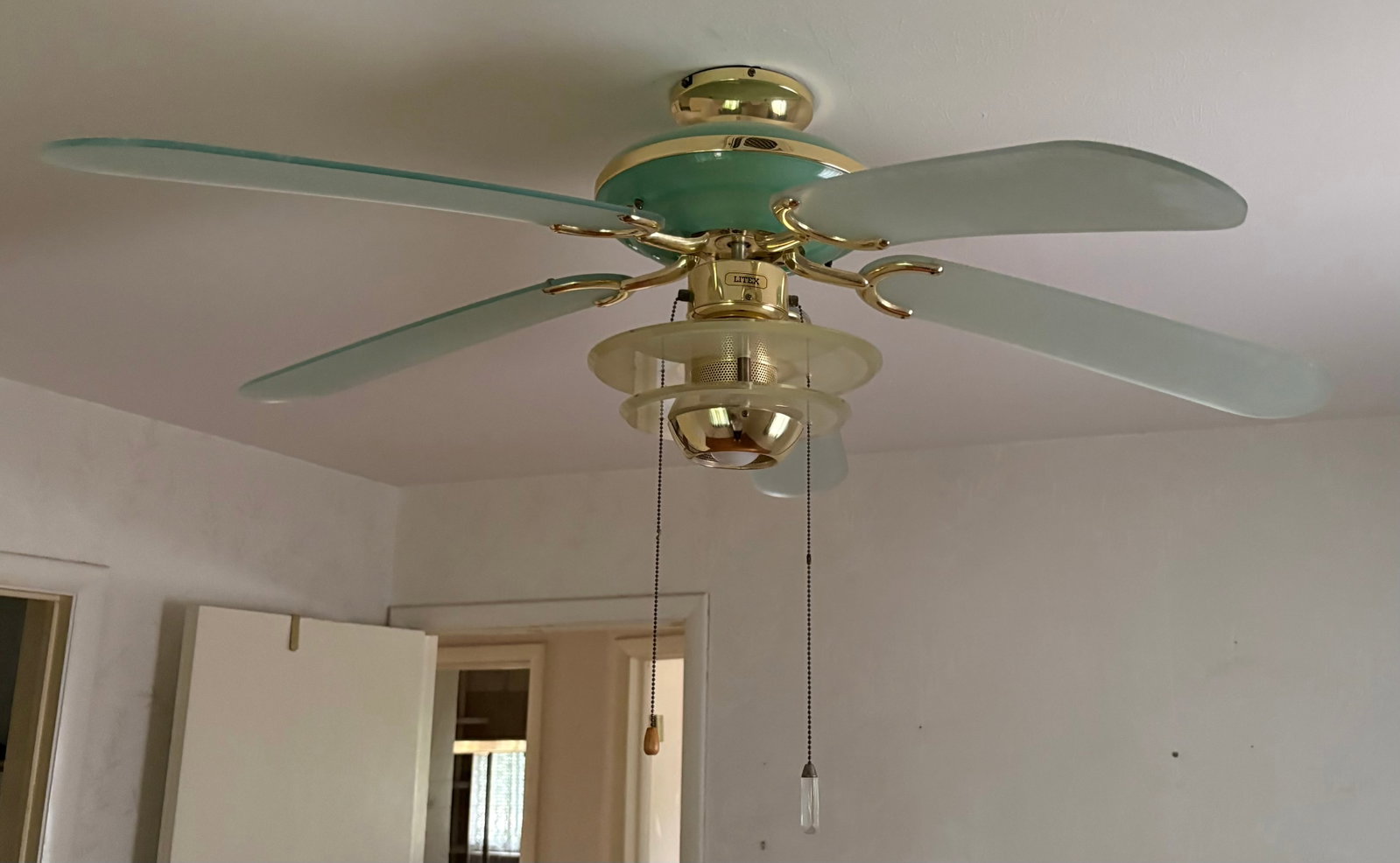 Vtg (MCM) 1980s/1990s Litex Polished Brass "Spirit of Saturn" Ceiling Fan/Light (1 of 5)