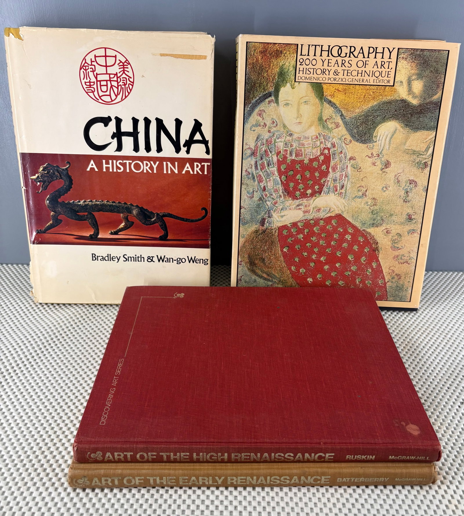 Vtg (MCM) Italian Renaissance Art, Chinese Art, Lithography Art Historical Books: Four vintage MCM Art books which include....Book 1). China, A History in Art (Hardcover) - 296 Pages of Chinese History in Art. The book is vintage 1970s, printed in Japan & in really good condition (
