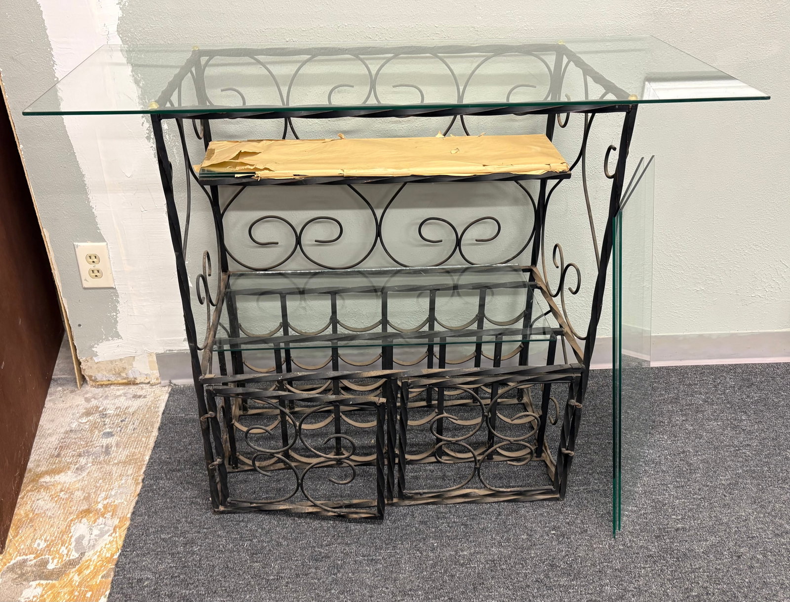 Vtg Multi-Tier Wrought Iron Wine Bar/Rack w/Floating Glass Shelves (1 of 6)