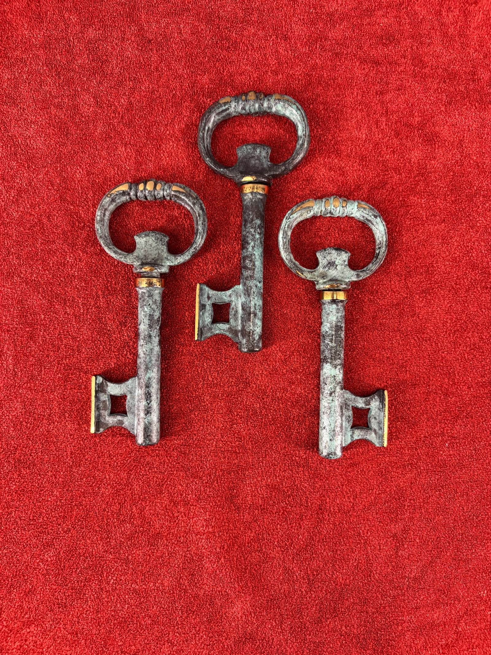 Vtg (1950s/60s) Brass Skeleton Keys Barware Corkscrew & Bottle Opener (1 of 3)