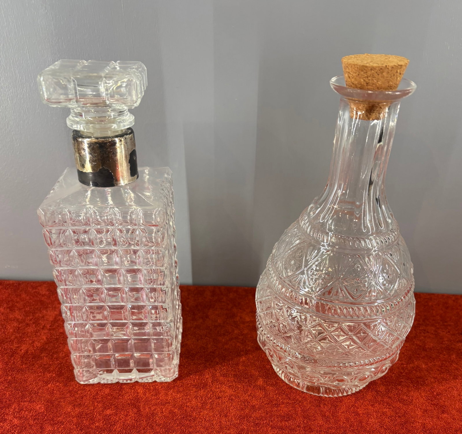 Vtg Pair of Classic Style, Cut Glass Liquor Decanters (1 of 4)